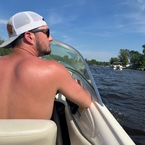 Meet your Posher, Tyler